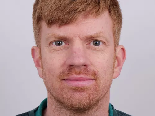 Simon Chevalking headshot